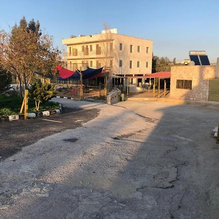 Madaba Camp Resort Eksteriør billede