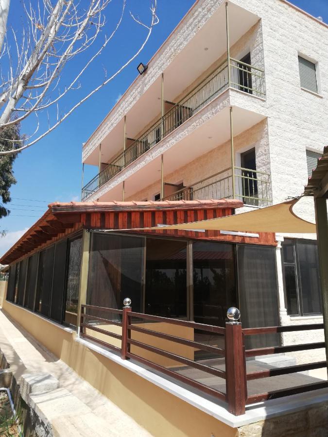 Madaba Camp Resort Eksteriør billede